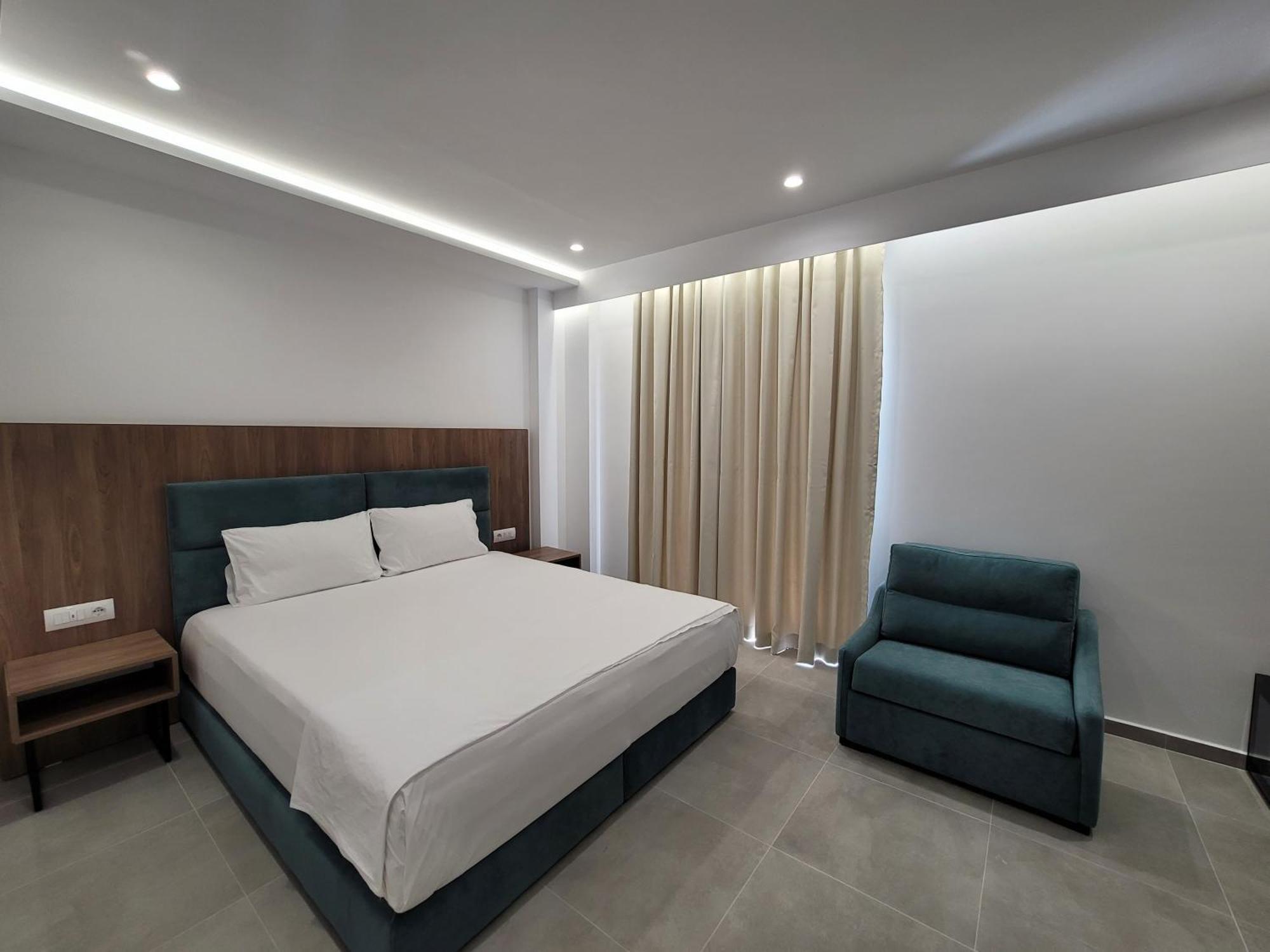 Prestige Hotel Ksamil Esterno foto