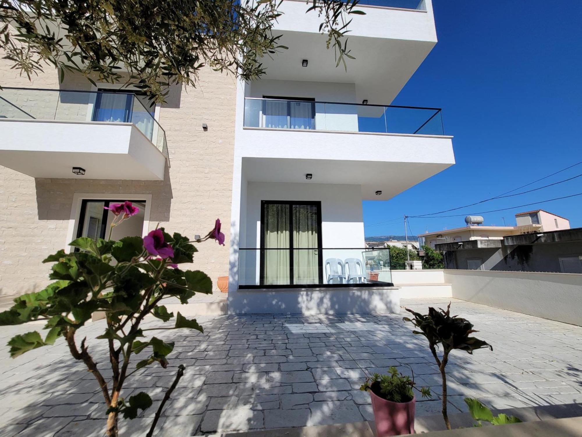 Prestige Hotel Ksamil Esterno foto