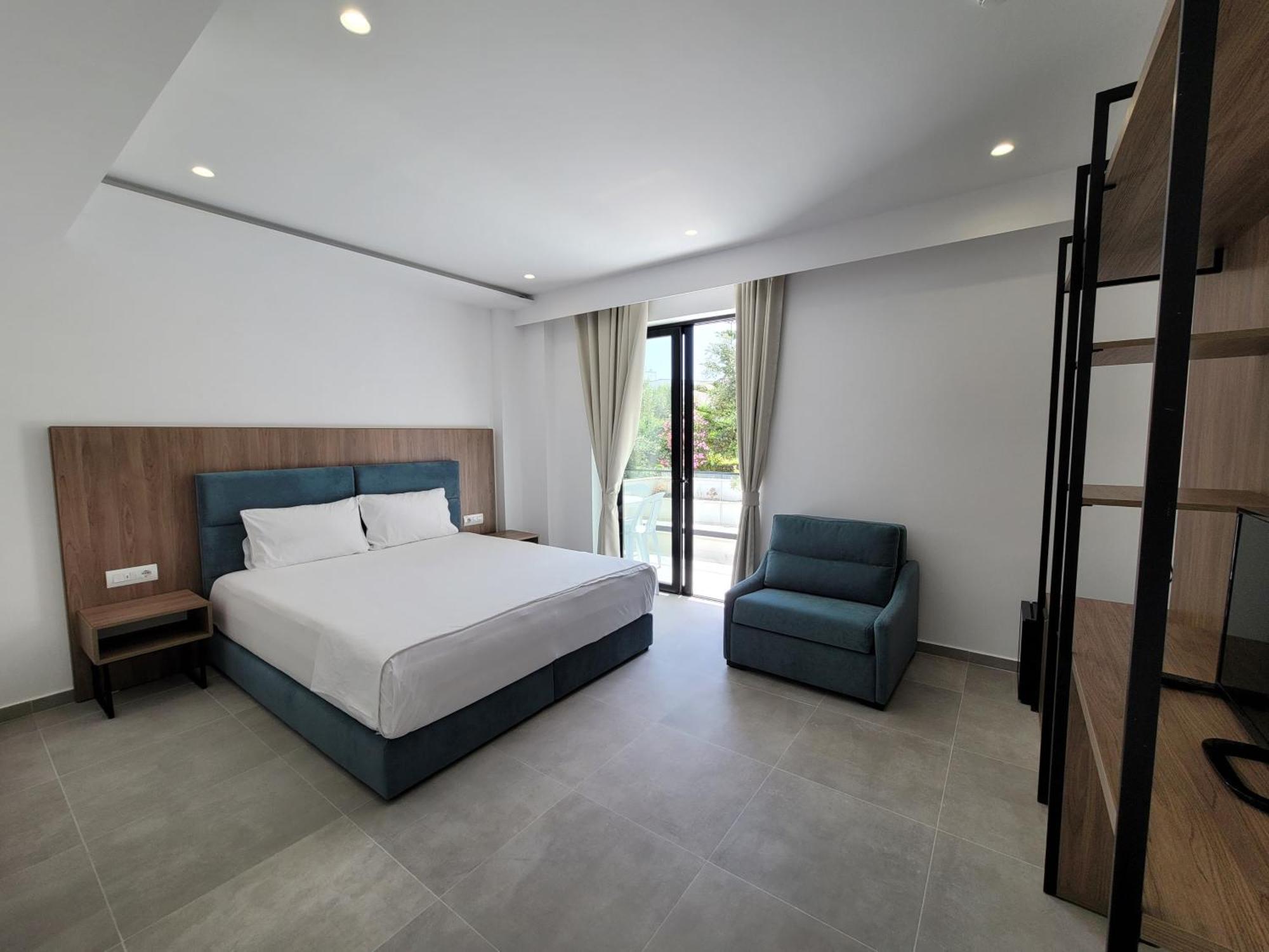 Prestige Hotel Ksamil Esterno foto