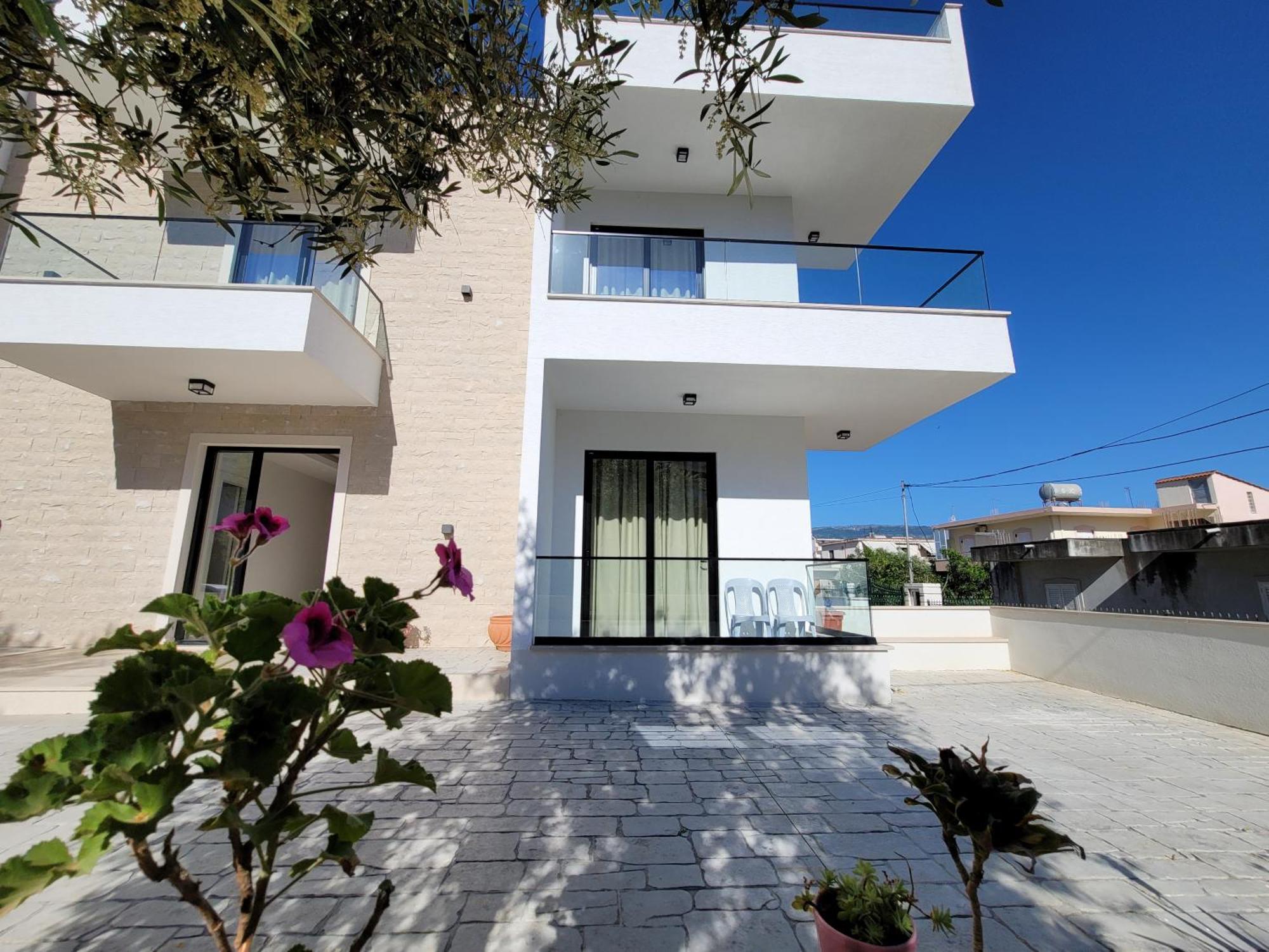 Prestige Hotel Ksamil Esterno foto